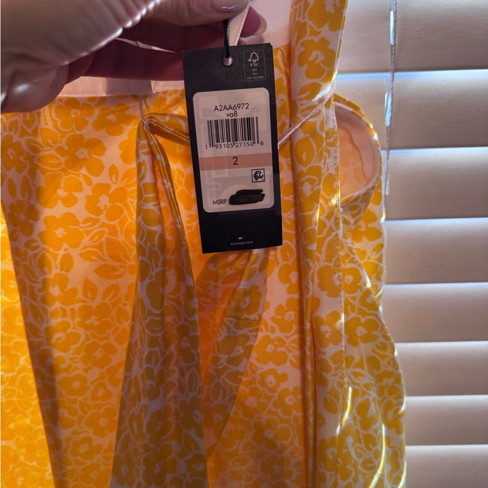 Tommy Hilfiger Sleeveless Collared Fit & Flare Dress Yellow Floral NWT - Picture 5 of 5